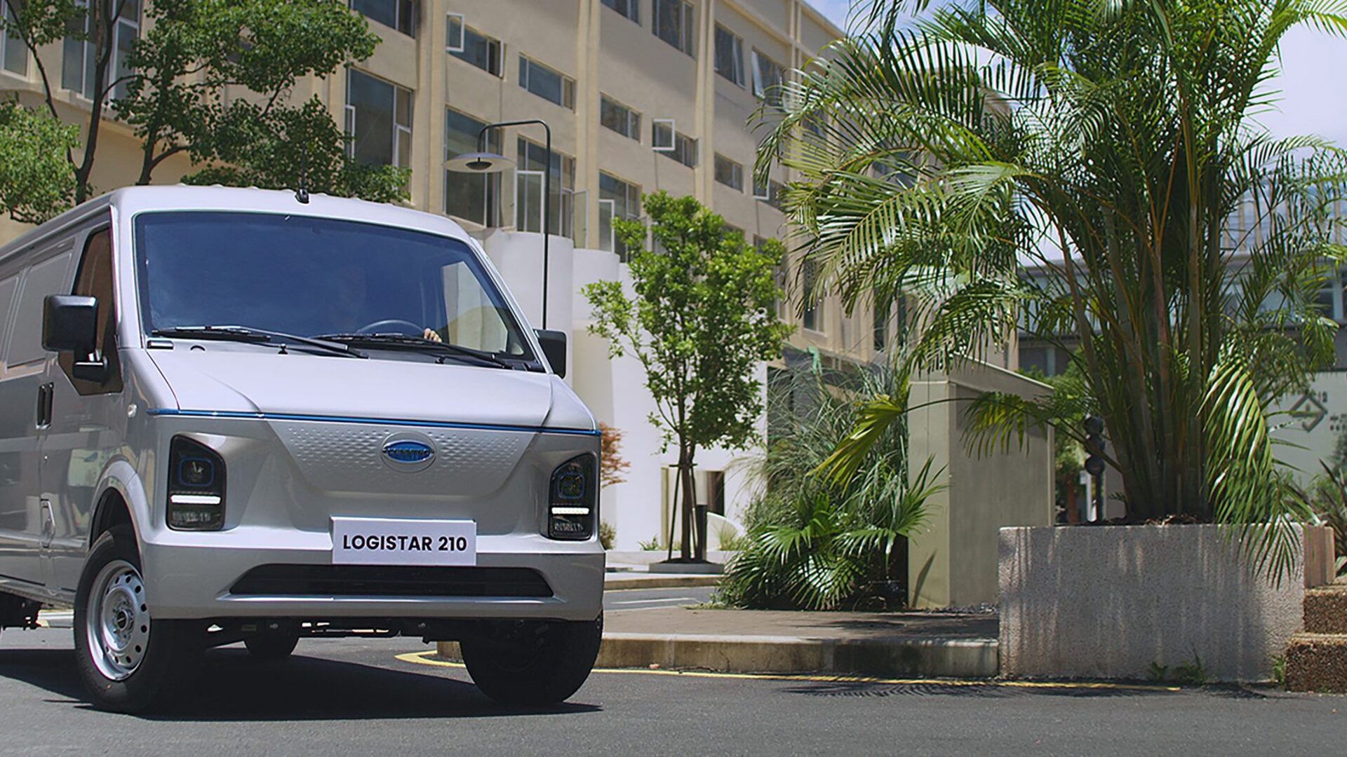 Logistar 210 Medium-Duty Electric Truck – commercial EV Caribbean fleet solution